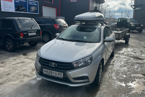 Багажная стстема и автобокс на Lada Vesta